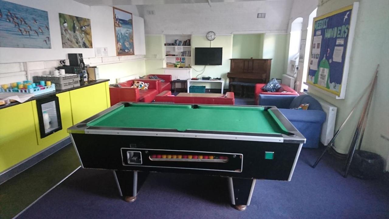 Fsc Dale Fort Hostel Екстериор снимка