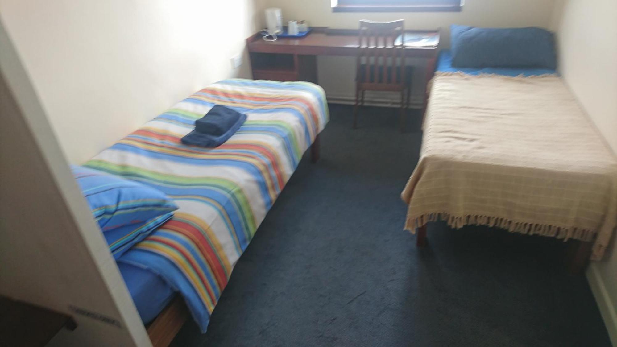 Fsc Dale Fort Hostel Стая снимка
